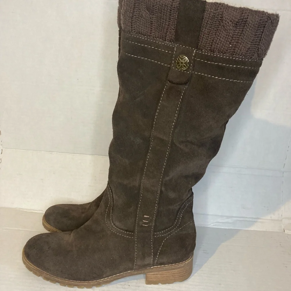 Bjorndal Woman Brown Suede Knee-High 'Stylish Boots Size 8